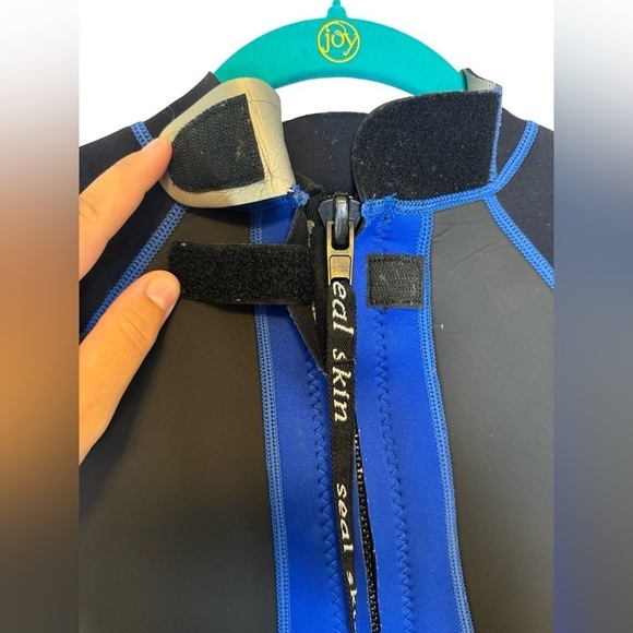 Titanium Warm To The Bone Seal Skin Diving Suit Black and Blue Size L Large - Picture 6 of 16